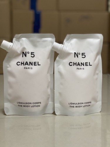 Chanel no.5 Body lotion  โลชั่นสำหรับผิวกาย N°5  - 200 ml.ถุงฝาเกลียว