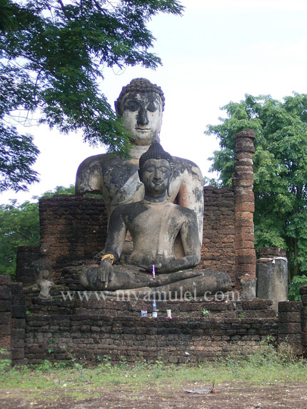 เที่ยววัดพระศรีรัตนมหาธาตุ เมืองเชลียง วัดต้นกำเนิดพระร่วงหลังรางปืน 10