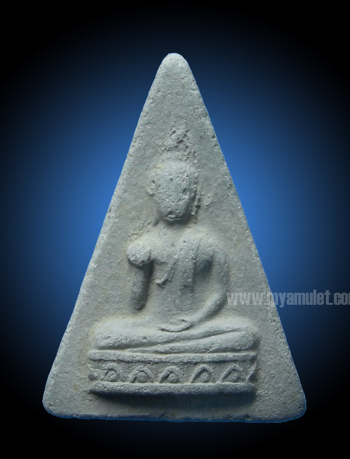 พระพุทธกวักสามเหลี่ยม อ.ชุม ไชยคีรี วัดพระบรมธาตุปี 2497 (New)