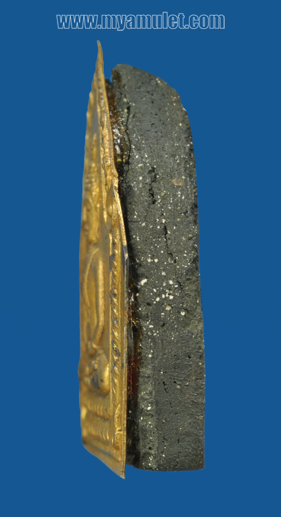 พระขุนแผนพิมพ์เล็ก หน้ากากเงินกะไหล่ทอง อ.ชุม หลวงปู่สุภา ปี 2506 ติดรางวัลที่ 3 งานสุราษฎร์ 3