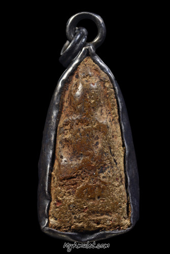 พระขรัวอีโต้ลอยน้ำ กรุวัดเลียบ