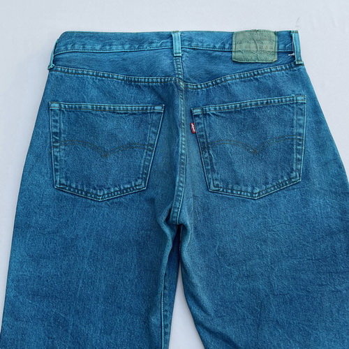 501 ริมแดง ปี82 เอว 34 ยาว 33