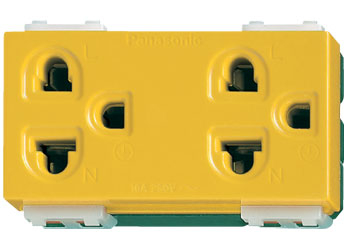 ปลั๊กกราวด์คู่ WEG15929Y สีเหลือง รุ่นใหม่ พานาโซนิค Panasonic