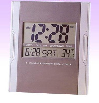 CK858 นาฬิกาปลุก ปฏิทิน200ปี แสดงอุณหภูมิได้ นับเวลาถอดหลังได้
