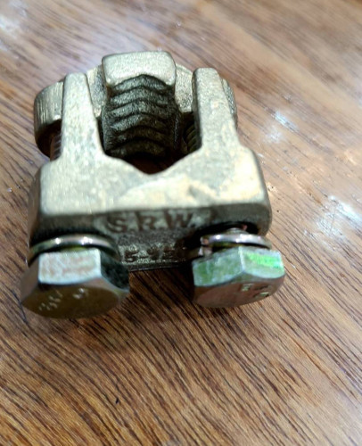 แค้มทองเหลือง 2สกรู แค้มจับแท่งกราวน์ 400-500มิล