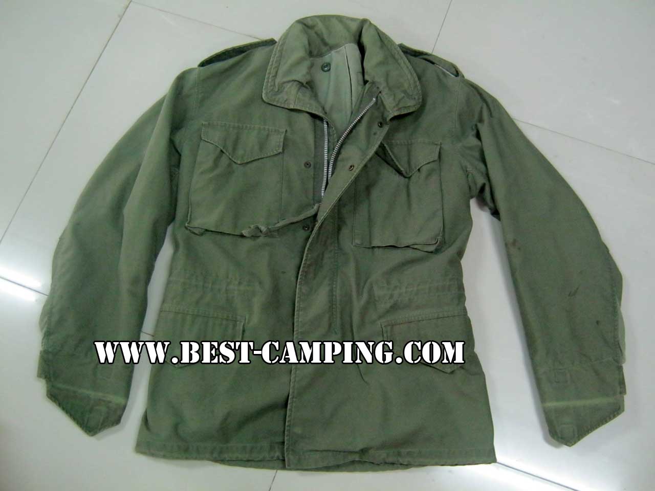 JACKET FIELDS M65 OLIVE GREEN,แจ็คเก็ตทหาร,แจ็คเก็ตกันหนาว,กันลม .แจ็คเก็ตฟิลด์ M65 ซิบเงิน, (มือ 2)