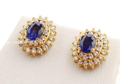 A020 ต่างหูไพลินล้อมเพชร