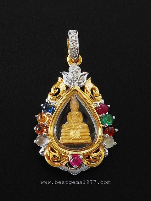 M394-1770/I หลวงพ่อโสธร รุ่นดวงชะตาคู่ชีวิต บรรจุในตลับกันน้ำฝังเพชรแท้