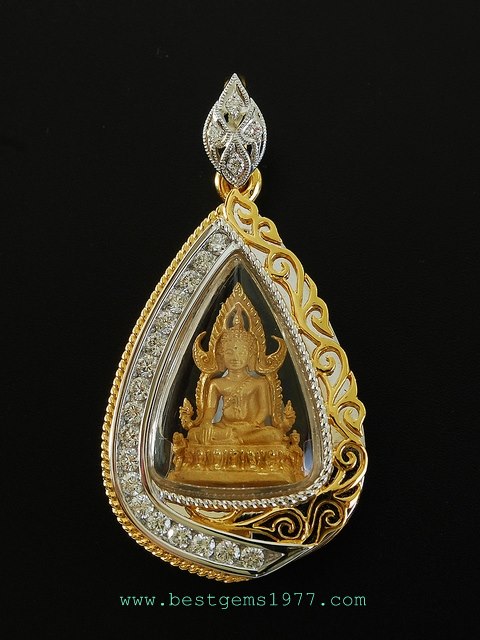 M435-2271/R พระพุทธชินราช รุ่นอุดมโชคโภคทรัพย์ (ทองคำ)พร้อมตลับฝังเพชรแท้