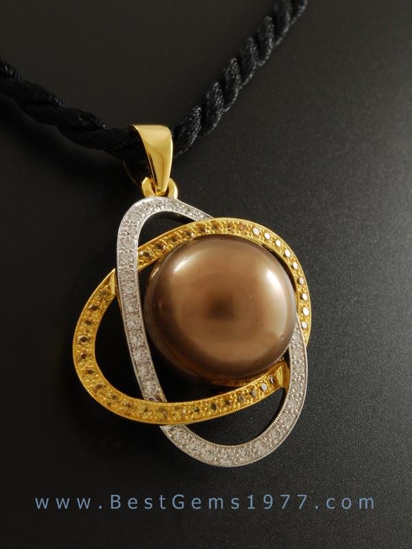 0151209 งานรับสั่งทำจี้มุกล้อมเพชร