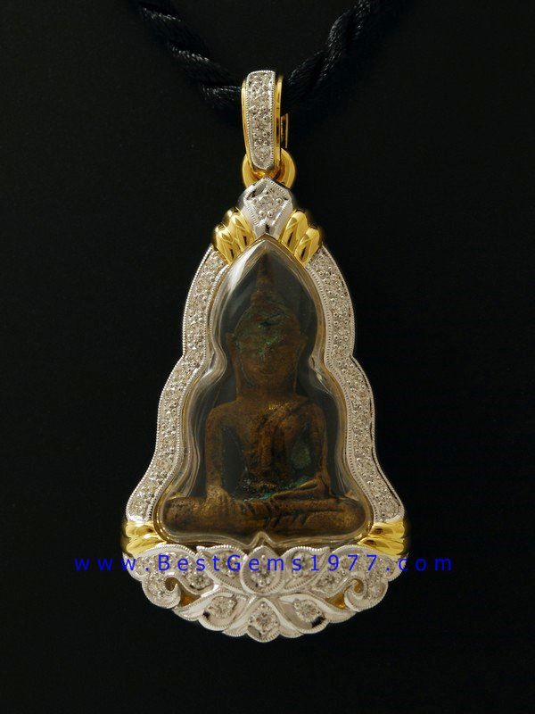 0160421BE ตัวอย่างงานกรอบแบบตลับกันน้ำฝังเพชร สำหรับบรรจุพระยอดธง