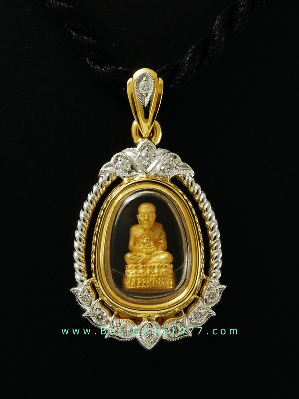 0161001-1020 N งานกรอบสำหรับบรรจุหลวงพ่อทวด
