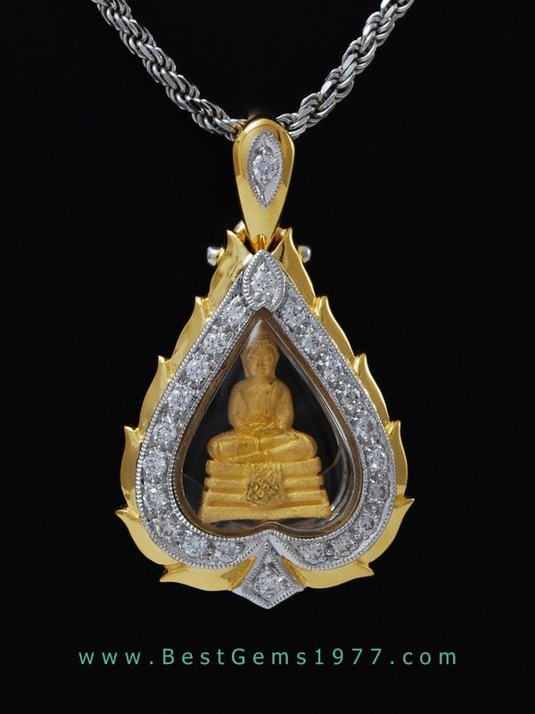 M714-758/T หลวงพ่อโสธร รุ่นดวงชะตาคู่ชีวิต องค์ทองคำ บรรจุในกรอบทองฝังเพชรแท้