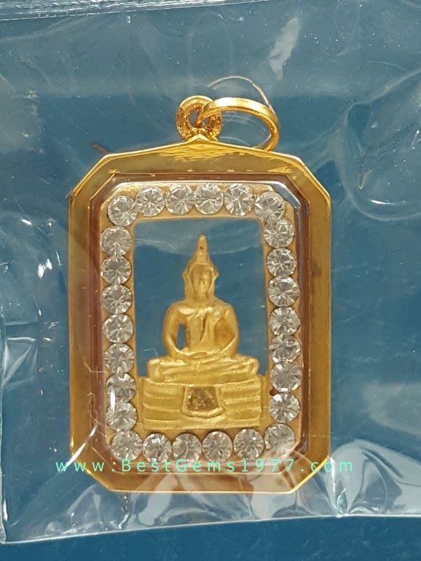 หลวงพ่อโสธรล้อมCZพื้นหลังโปร่ง บรรจุในกรอบทองแท้