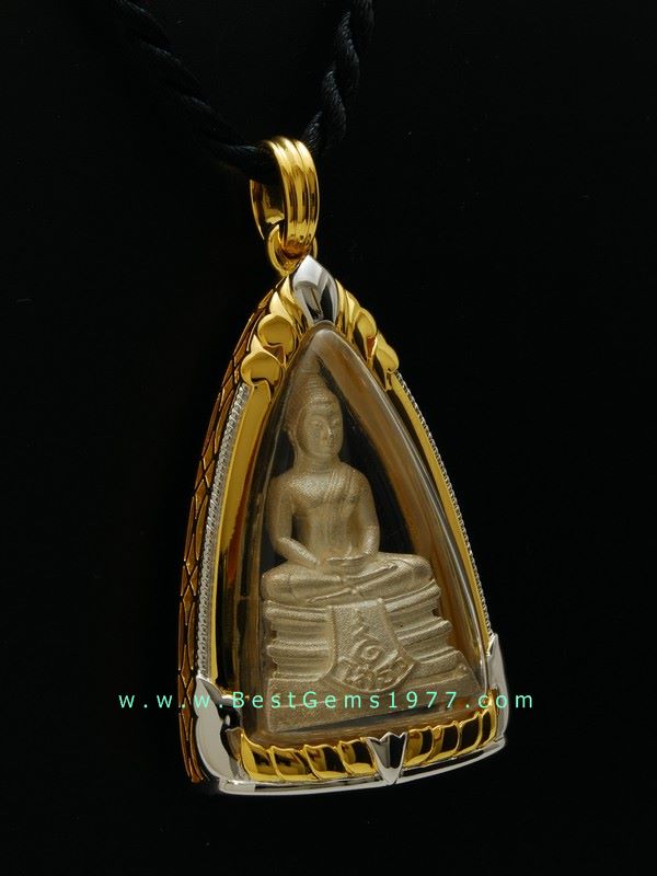 M757-2455/BN หลวงพ่อโสธร รุ่นประวัติศาสตร์ 80ปีกรมตำรวจ เนื้อเงินพิมพ์ใหญ่ ในกรอบทองกันน้ำ 1