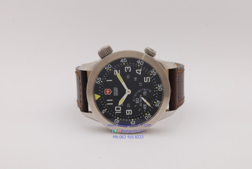 Victorinox Swiss Army Airboss Mach 4 4
