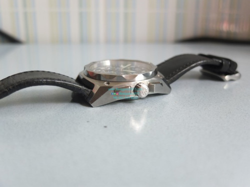 Junghans Pilot Chronoscope 42mm. 7