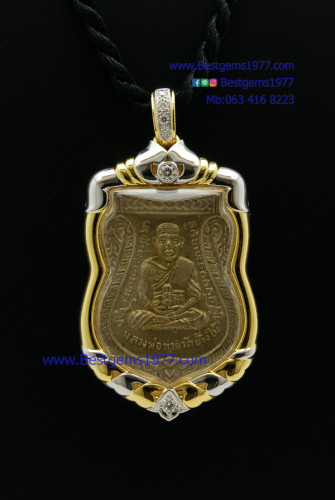 0230919 BN งานรับสั่งทำกรอบสำหรับบรรจุเหรียญเลื่อนหลวงพ่อทวด ทรงเสมา