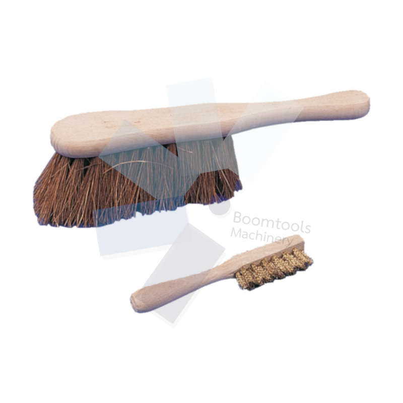 Cotswold.Natural Coco Hand Brush