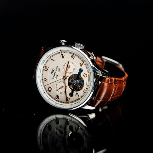 นาฬิกาพรีเมียม 299.99 บาท  (Test)