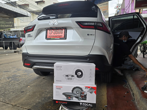 toyota yaris cross 2024 อัพเกรดชุดลำโพง Focal คู่หน้าและคู่หลัง พร้อมเสริมซับวูฟเฟอร์เป็น HARMOTECH 7