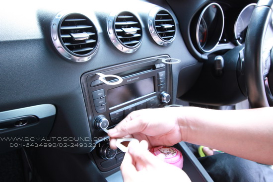 AUDI tt เริ่มถอดตั้งแต่ชิ้นแรก ยันงานจบ ทุกขั้นตอน เนี้ยบ เนียน  สนใจติดต่อคุณบอย 081-6434998 2