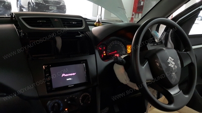 SUZUKI SWIFT คันนี้ลูกค้าเรียกใช้บริการติดตั้งนอกสถานที่ครับ แต่จัดชุดอัพเกรดลำโพงคุณภาพดีไปทั้งเซ็ท 1