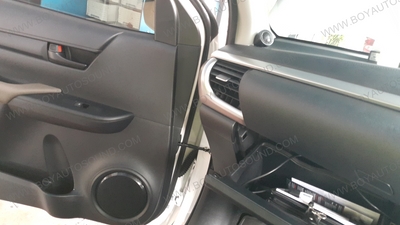 TOYOTA REVO มาอวดโฉมกันอีกคันแล้วครับ เสริมหน้ากาก อัพความหล่อ ล่ำ บึกบึน โอ้วว พูดเลย แจ่มครัช 1