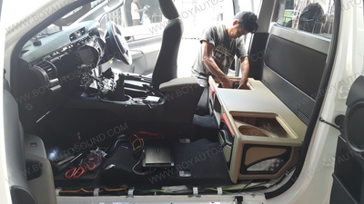 TOYOTA REVO มาอวดโฉมกันอีกคันแล้วครับ เสริมหน้ากาก อัพความหล่อ ล่ำ บึกบึน โอ้วว พูดเลย แจ่มครัช 2