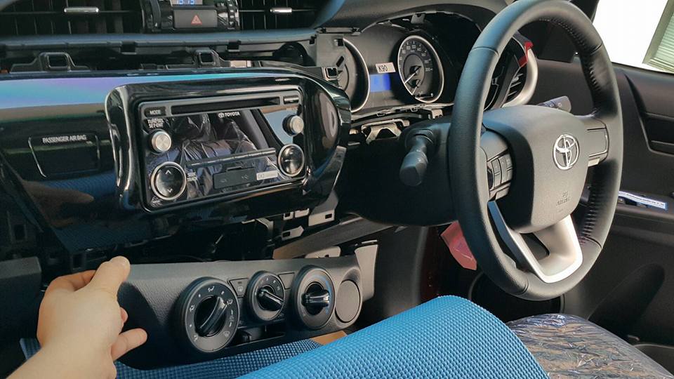 KENWOOD DDX6016BT+REARVIEW CAMERA หล่อเหลาเอาการใน TOYOTA REVO ฟังก์ชั่นครบครันในราคาเบากระเป๋า 2