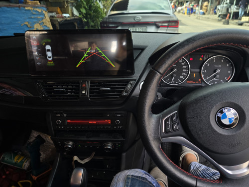 เอาจริงนะ…BMW  เดิมๆ มันก็โอเคแหละ แต่ถ้า “อัปจอแอนดรอย” เข้าไปนะ…คนละฟีลเลย ติดตั้งจอแอนดรอยตรงรุ่น