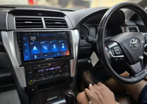 จอแอนดรอยตรงรุ่น toyota camry ติดตั้งตรงรุ่น ดูหนังฟังเพลงออนไลน์ได้ เชื่อมต่อเน็ต เล่นแอพได้หลากหลา