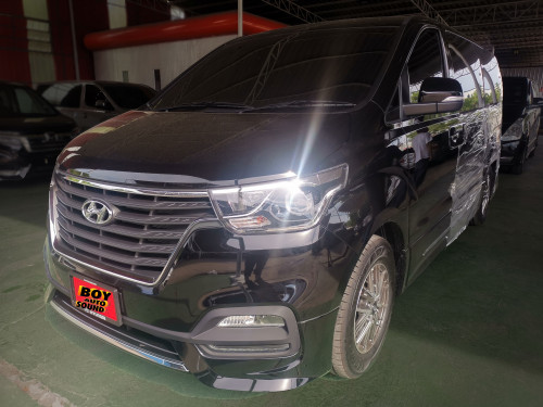 Hyundai H-1 VS Blaupunkt Sound Damping ลดเสียงรบกวนจากภายนอก ช่วยซับทอนเสียงรบกวนให้เงียบขึ้น  และยั 1