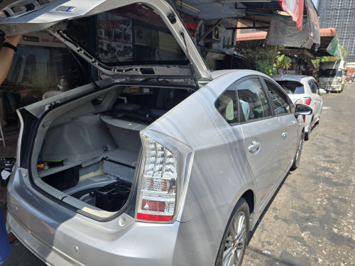 toyota prius ใครยังใช้จอเดิมอยู่ บอกเลย “พลาดมาก!” งานนี้ต้องจัดเต็มด้วยจอแอนดรอยตรงรุ่น ไม่ตัดต่อสา 2