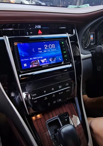 เปลี่ยนจอใน Toyota Harrier  อัพเกรดความสะดวก ฟังเพลงมันส์ ขับขี่ปลอดภัย ด้วยจอ kenwood แบรนด์สัญชาติ