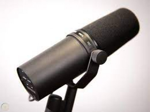  SHURE SM7B Studio Vocal Microphone