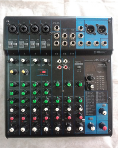 MAX MG10XU 10-Channel Mixing Console