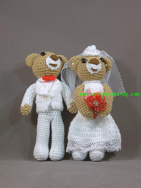 ตุ๊กตาถักไหมพรมหมีคู่แต่งงาน ขนาด 24 ซม.(crochet wedding doll 24 cm)