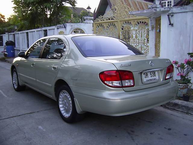 Rqq  NISSAN CEFIRO 2.0 V6 ปี 2002 สีทอง ออโต้ 2AIRBAGABSเบาะหนังแท้ปรับไฟฟ้า แอร์ดิจิตอล CD7แผ่น$A01 1