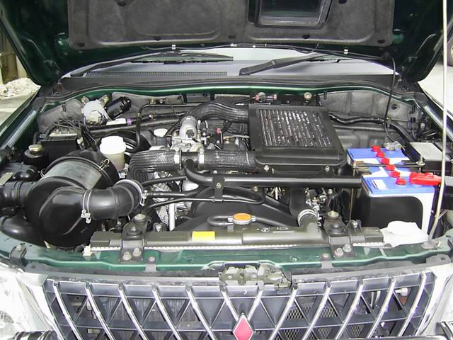 Rqq  MITSUBISHI STRADA GRANDIS 2.5VG TURBO ปี 2003 เขียวทูโทนAIRBAGเข้าศูนย์ตลอด มือ1 $A07  แทรคยาง 3