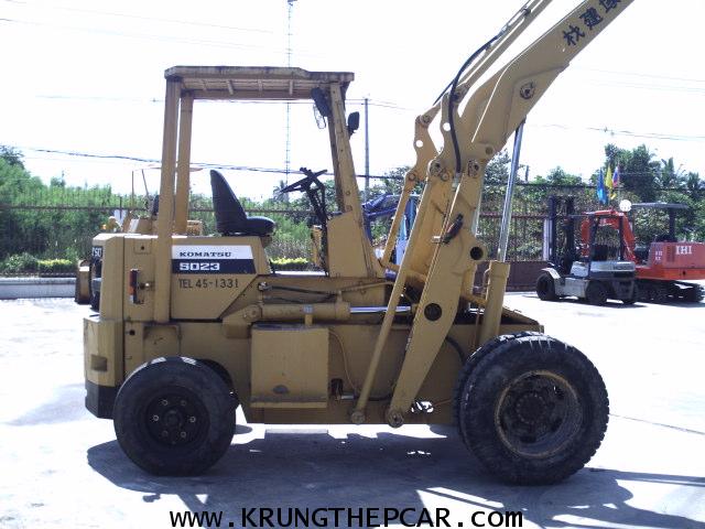 .ขาย รถตัก KOMATSU SD23-3 ยกได้สูง4เมตร สีเดิมทั้งคัน รถนอก พร้อมใช้ $A13-N6SS- 4