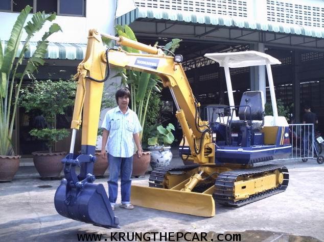.ขายรถขุดKOMATSU PC30-5 ตีนเหล็ก ทำสีใหม่เอี่ยม นำเข้าจากต่างประเทศ พร้อมใช้ทันที A25-P6SI 1