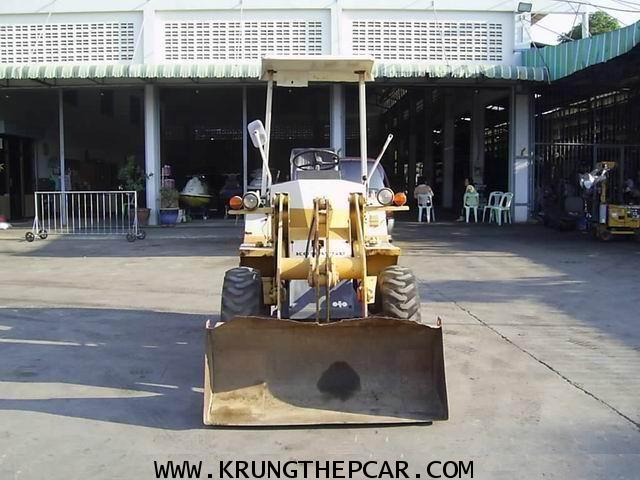 .ขาย รถตัก เอวอ่อน KOMATSU WA20 ขายรถตักล้อยางขับเคลื่อน 4ล้อ พร้อมใช้งาน ราคา $A13-P6SP- 1
