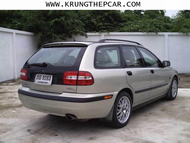 .ขาย รถยนต์ VOLVO V40 T4 2.0 TURBO 5ประตู ปี2001 สีบรอนซ์ทอง ออโต้ AIRBAG เบาะหนังแท้ปรับไฟฟ้า$A01. 2
