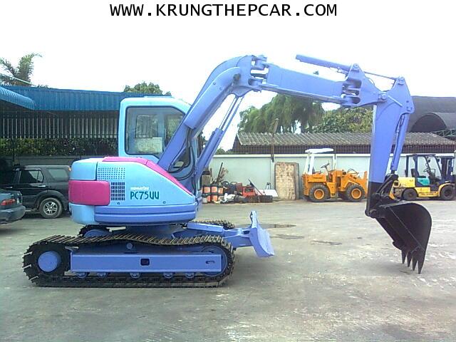 .ขายรถขุดแขนสไลด์ KOMATSU PC75UU ตีนเหล็ก  $A13-N6UA 3