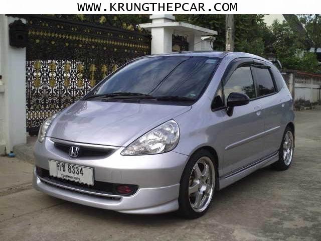 .ขาย HONDA JAZZ 1.5E i-DSi สีบรอนซ์เงิน ออโต้ ปี 2004 แม๊ก17นิ้ว ยางใหม่ มีสปอยเลอร์ $A11-P6IAT-