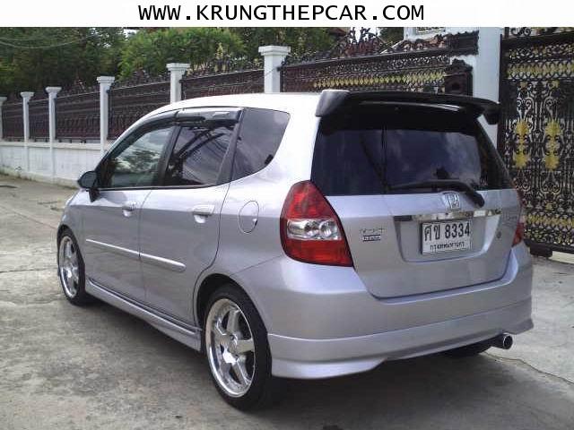 .ขาย HONDA JAZZ 1.5E i-DSi สีบรอนซ์เงิน ออโต้ ปี 2004 แม๊ก17นิ้ว ยางใหม่ มีสปอยเลอร์ $A11-P6IAT- 1