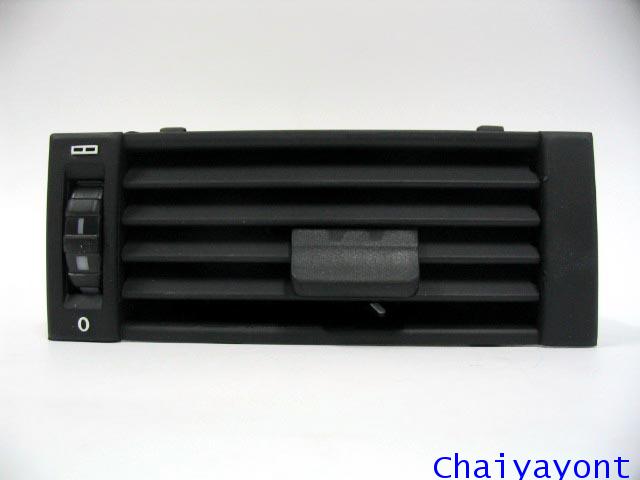 ช่องแอร์อันข้างด้านขวาทั้งชุดรถเบนซ์ Mercedes - Benz W124 230E 300E E220 E280 1