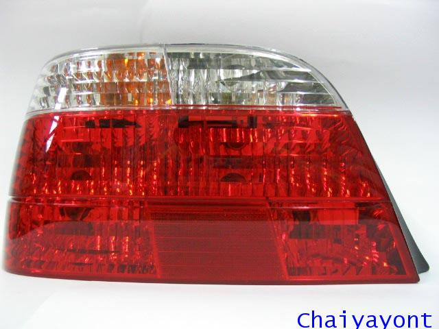 ไฟท้ายด้านซ้ายตาเพชรใสสีขาวแดงรถบีเอ็มดับบลิว BMW E38 728i 730i 730iL 735i 735iL 740i 740iL Series 7
