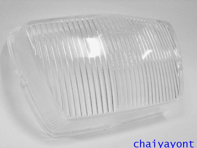 ฝาไฟตัดหมอก ไฟขนมปัง รถเบนซ์หางปลาคลาสสิคโบราณ Classic Vintage Fintail Mercedes-Benz W110 W111 190C 1